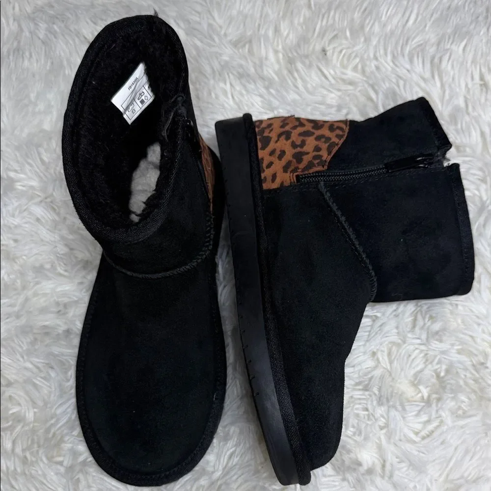 Koolaburra Black and Leopard Accent Boots